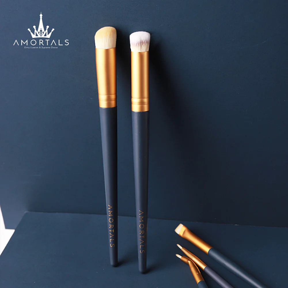 AMORTALS Detail Concealer Brush #102