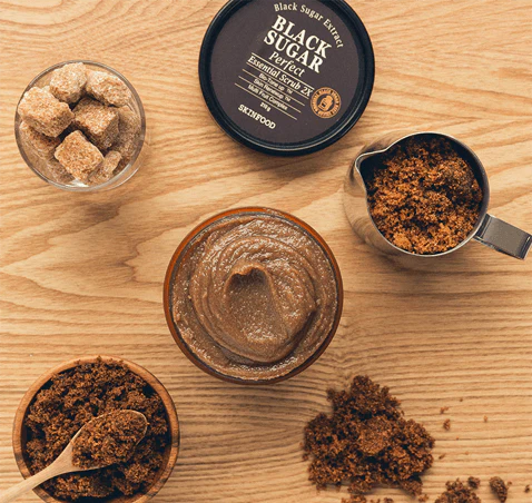 SKINFOOD BLACK SUGAR PERFECT ESSENTIAL SCRUB 2X (R23) 210g