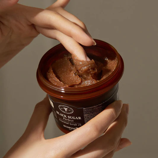 SKINFOOD BLACK SUGAR PERFECT ESSENTIAL SCRUB 2X (R23) 210g